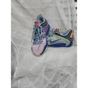 Nike KD 15 "What The" Basketball Shoes Action Grape Pink FN8011-500 Mens 8.5